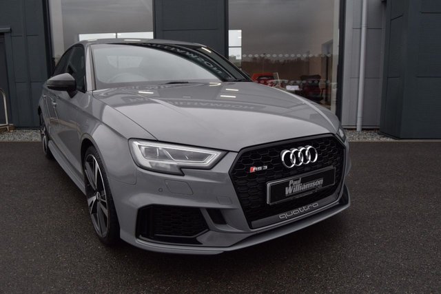 2018 AUDI RS3 - Photo 5