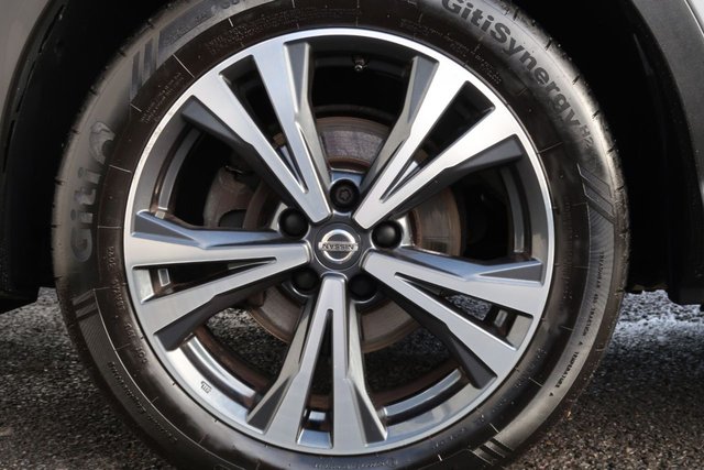 2017 NISSAN QASHQAI 1.2 DIG-T N-Connecta SUV 5dr Petrol Manual Euro 6 (s/s) (115 ps) - Photo 12