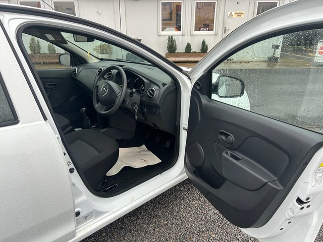 2016 DACIA SANDERO 1.2 Ambiance Hatchback 5dr Petrol Manual Euro 6 (75 ps) - Photo 10