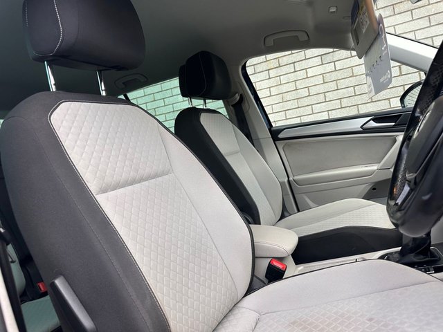 2016 Volkswagen Tiguan 2L SE Navigation 5dr - Photo 8