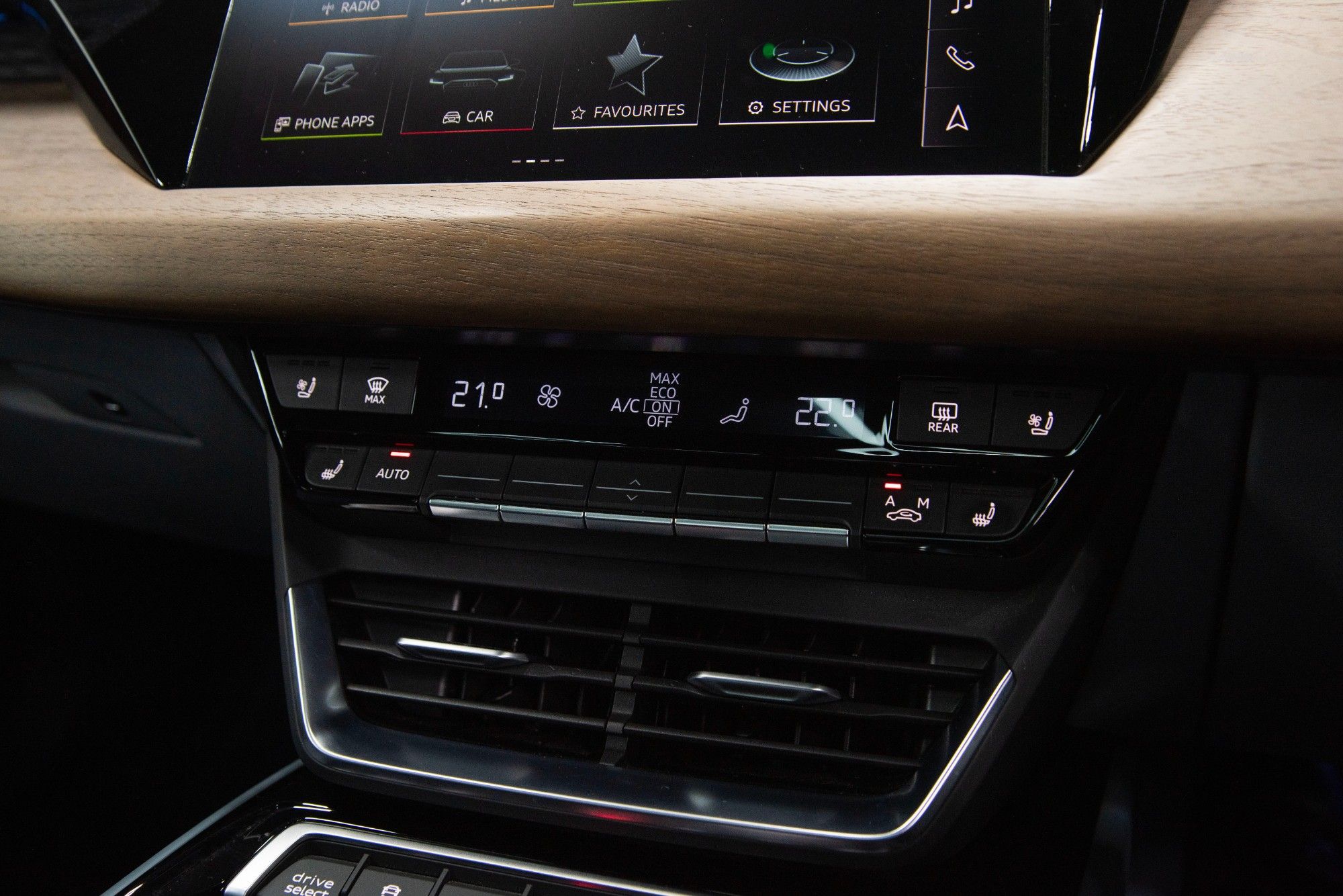 USED 2022 72 AUDI E-TRON GT 93.4kWh Saloon  