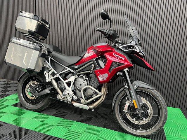 View our TRIUMPH TIGER 1200