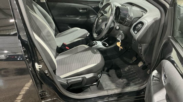 2018 Toyota Aygo 1L X-Press 5dr - Photo 7