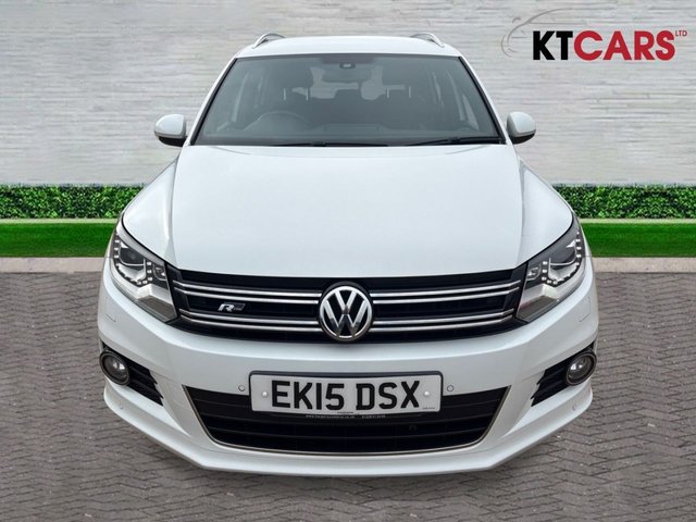 2015 VOLKSWAGEN TIGUAN 2.0 TDI BlueMotion Tech R-Line SUV 5dr Diesel Manual 4WD Euro 5 (s/s) (Nav) (140 ps) - Photo 11