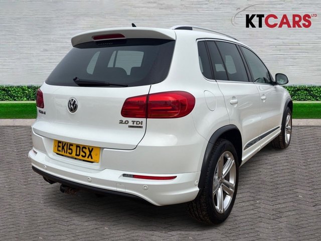2015 VOLKSWAGEN TIGUAN 2.0 TDI BlueMotion Tech R-Line SUV 5dr Diesel Manual 4WD Euro 5 (s/s) (Nav) (140 ps) - Photo 6