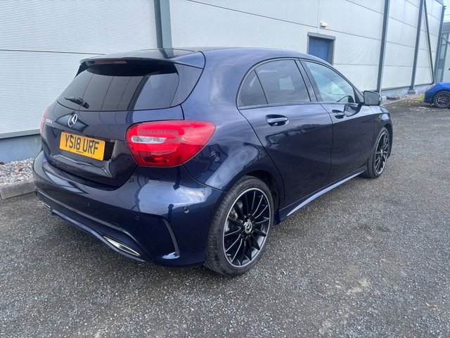 2018 MERCEDES-BENZ A-CLASS 1.5 A180d AMG Line (Executive) Hatchback 5dr Diesel 7G-DCT Euro 6 (s/s) (109 ps) - Photo 11