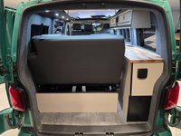 USED 2021 21 VOLKSWAGEN T6.1 Campervan 2.0 TDI T28 HIGHLINE EXECUTIVE 150 BHP DSG SWB BESPOKE LEATHER SLIDING RIB BED