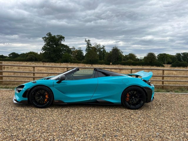 View our MCLAREN 765LT