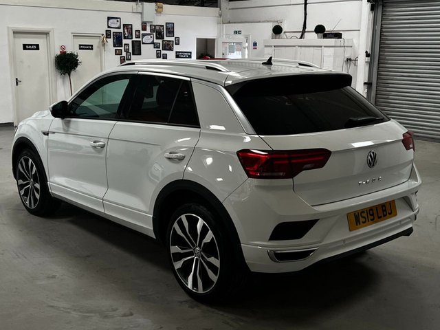 View our VOLKSWAGEN T-ROC
