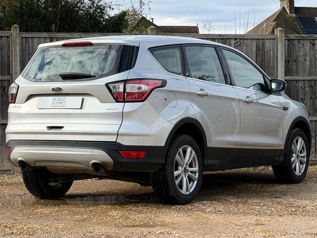 2017 Ford Kuga - Photo 3