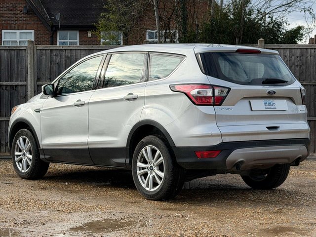 2017 Ford Kuga - Photo 4