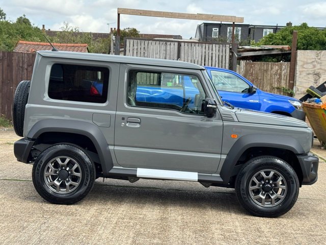 2025 SUZUKI JIMNY - Photo 9