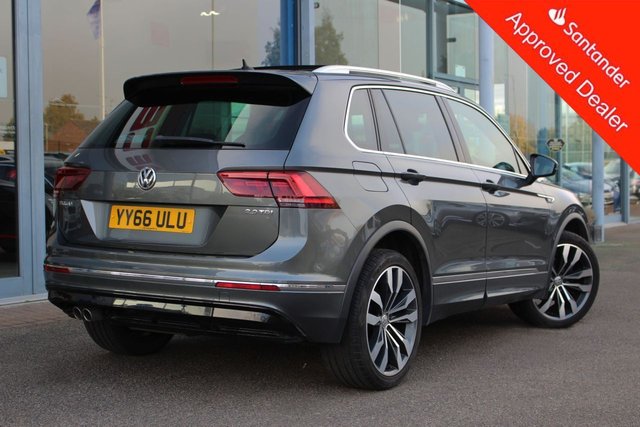 2016 VOLKSWAGEN TIGUAN 2.0 TDI BlueMotion Tech R-Line SUV 5dr Diesel DSG Euro 6 (s/s) (150 ps) - Photo 4