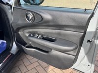 USED 2020 70 MINI CLUBMAN 1.5 Cooper Sport Estate 6dr Petrol Steptronic Euro 6 (s/s) (136 ps) LOW MILEAGE AUTOMATIC WITH LOVELY SPEC INC SAT NAV CRUISE CONTROL AIR CON PARK DISTANCE CONTROL