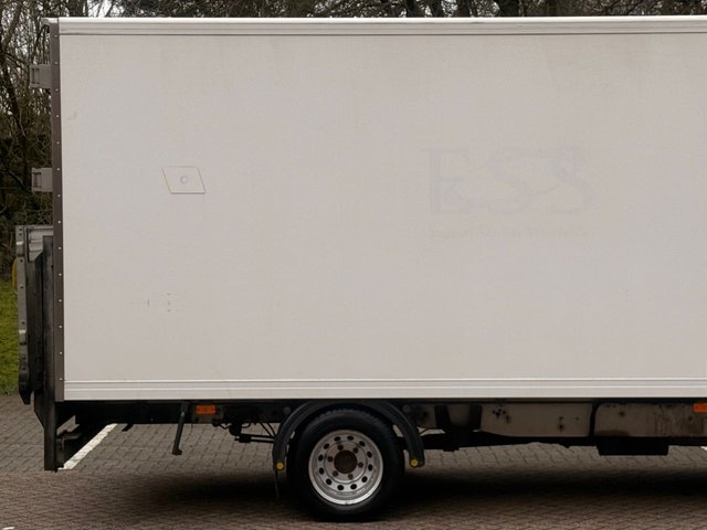 2015 FORD TRANSIT - Photo 12