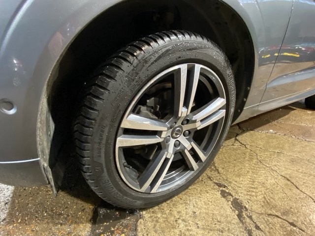 2017 VOLVO XC60 (2017) - Photo 6