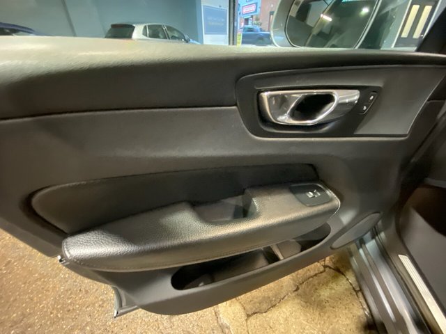 2017 VOLVO XC60 (2017) - Photo 11