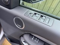 USED 2022 22 LAND ROVER DISCOVERY 3.0 D300 MHEV R-Dynamic HSE SUV 5dr Diesel Auto 4WD Euro 6 (s/s) (300 ps) 