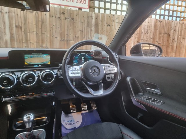 2019 MERCEDES-BENZ A-CLASS 1.3 A200 AMG Line Hatchback 5dr Petrol Manual Euro 6 (s/s) (163 ps) - Photo 12