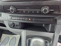 USED 2021 21 PEUGEOT EXPERT White 2.0 BlueHDi Euro 6 panel , 51,200 miles, ULEZ compliant, 6-Speed manual, A/C, Bluetooth, Cruise, DAB, Rear sensors. Final price plus VAT @ 20%! This 2021 Peugeot Expert boasts an exceptional service history, with its last service completed on 24th April 2025 at 45,676 miles, and a remarkably low mileage of just 51,200 miles for its age, having had only one owner. This 2.0 BlueHDi 1400 Professional Standard Panel Van MWB Euro 6 (s/s) 6dr is a robust diesel vehicle, presented in the Professional trim. It comes with a 3 month warranty and a 12 month MOT provided on purchase, ensuring peace of mind. Notable features include the Visibility P