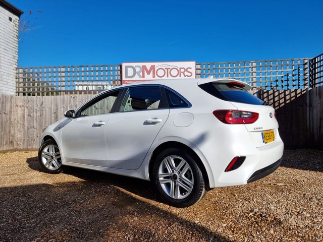 2019 KIA CEED 1.6 CRDi ECO 2 Hatchback 5dr Diesel Manual Euro 6 (s/s) (114 bhp) - Photo 4