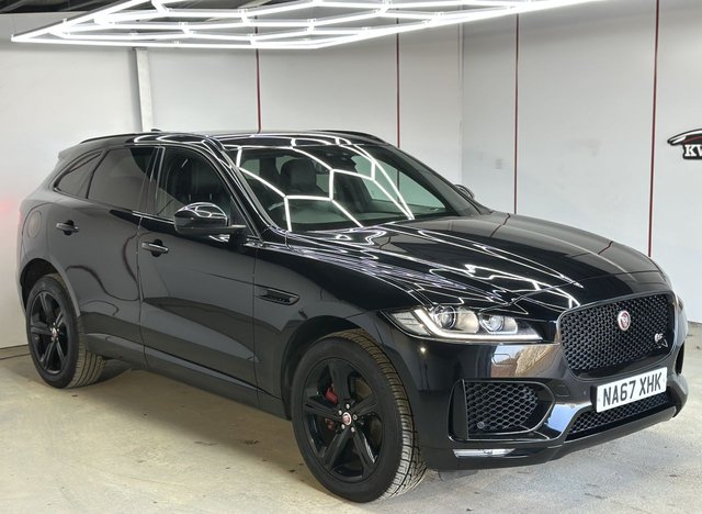2017 Jaguar F-Pace 3L S 5dr - Photo 3