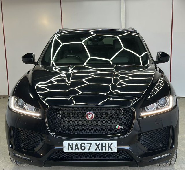 2017 Jaguar F-Pace 3L S 5dr - Photo 6