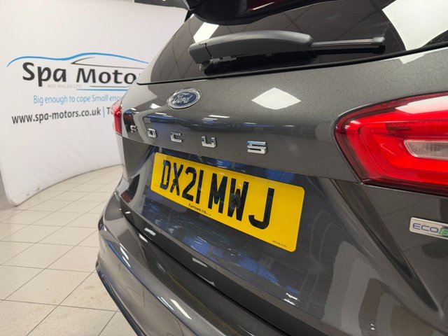 2021 Ford Focus 1L St-Line Edition 5dr - Photo 11