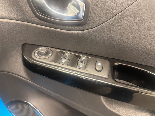 2017 Renault Captur 1.5L Dynamique S Nav 5dr - Photo 10