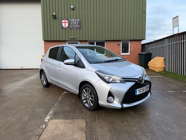 2015 15 Toyota Yaris 1.33 Dual VVT-i Icon Hatchback 5dr Petrol Manual Euro 5 Euro 5 (99 ps)