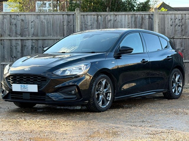 2020 Ford Focus - Photo 2