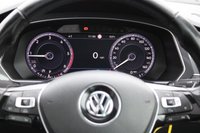 USED 2017 17 VOLKSWAGEN TIGUAN 2.0 TDI BlueMotion Tech SEL SUV 5dr Diesel DSG 4Motion Euro 6 (s/s) (150 ps) 
