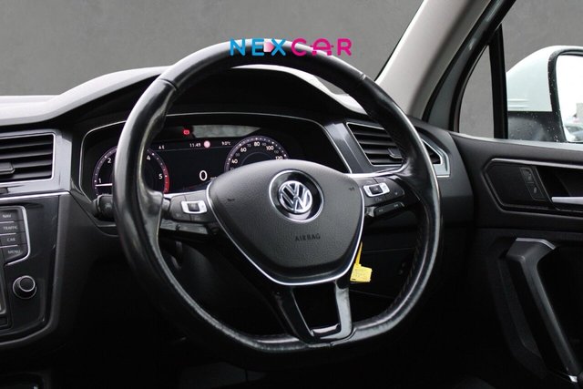 2017 VOLKSWAGEN TIGUAN 2017 2.0 TDI BlueMotion Tech SEL SUV 5dr Diesel DSG 4Motion Euro 6 (s/s) (150 ps) - Photo 9