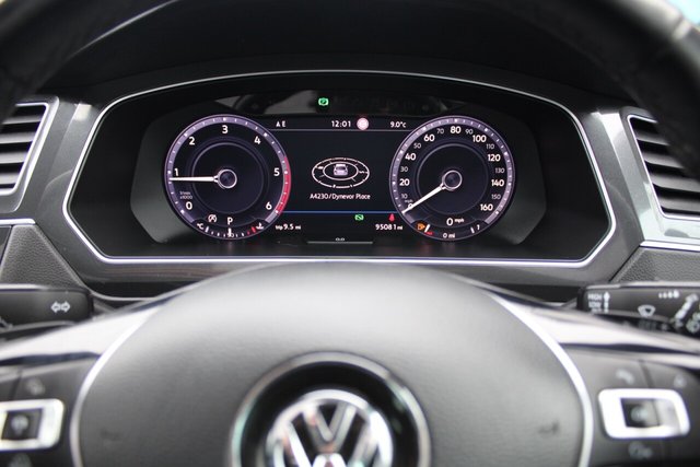 2017 VOLKSWAGEN TIGUAN 2017 2.0 TDI BlueMotion Tech SEL SUV 5dr Diesel DSG 4Motion Euro 6 (s/s) (150 ps) - Photo 10