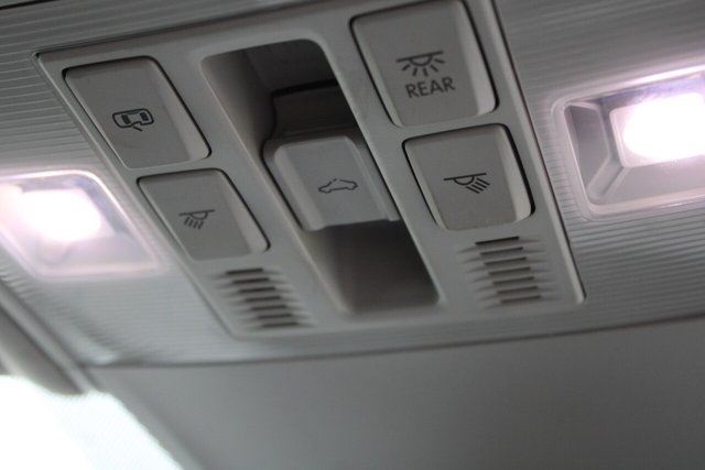 2017 VOLKSWAGEN TIGUAN 2017 2.0 TDI BlueMotion Tech SEL SUV 5dr Diesel DSG 4Motion Euro 6 (s/s) (150 ps) - Photo 12