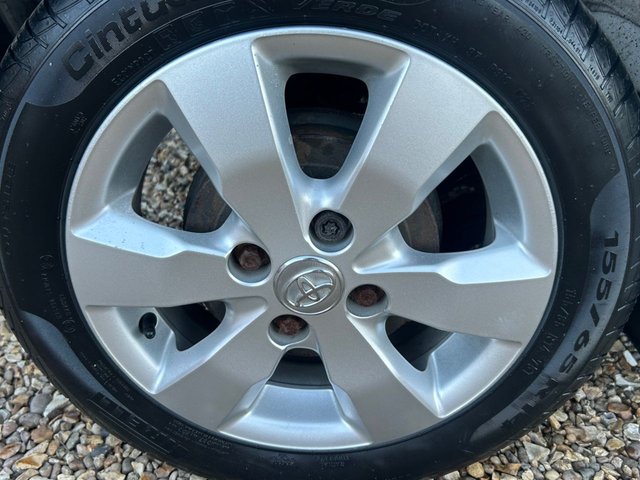 2012 TOYOTA AYGO - Photo 8