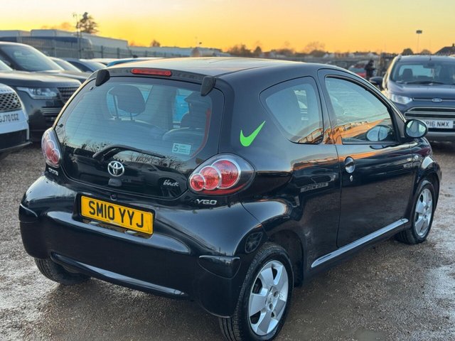 2010 TOYOTA AYGO - Photo 9