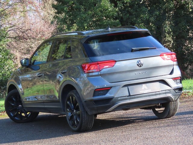 2021 VOLKSWAGEN T-ROC - Photo 7