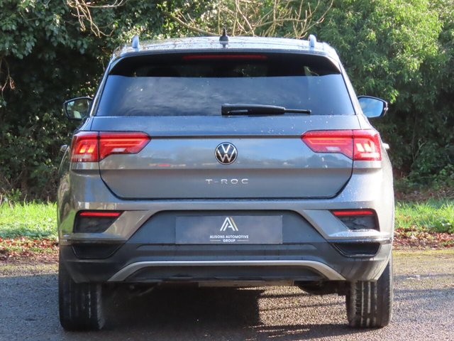 2021 VOLKSWAGEN T-ROC - Photo 6