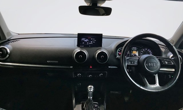 2017 Audi A3 1.4L E-Tron 5dr - Photo 2