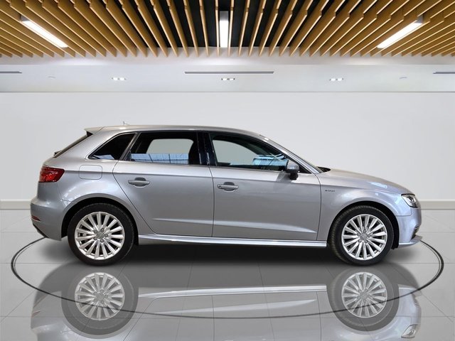 2017 Audi A3 1.4L E-Tron 5dr - Photo 8