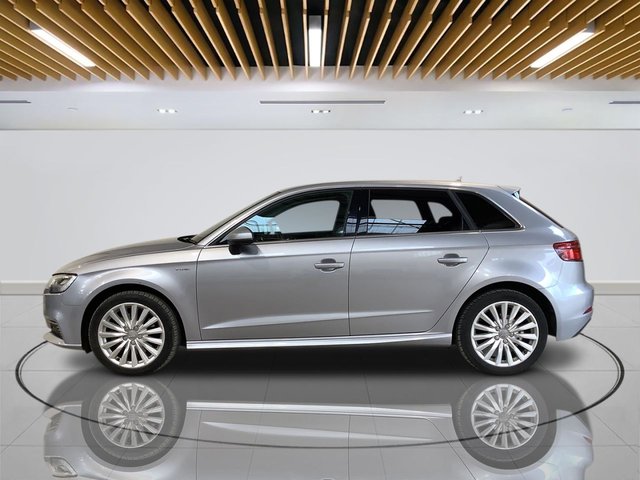 2017 Audi A3 1.4L E-Tron 5dr - Photo 4