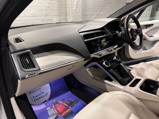 2019 Jaguar I-Pace - Photo 10
