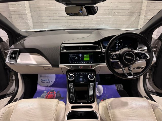 2019 Jaguar I-Pace - Photo 11