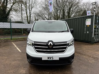 2022 RENAULT TRAFIC