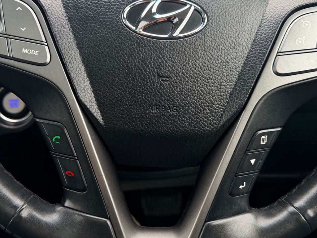 USED 2016 65 HYUNDAI SANTA FE 2.2 CRDi Blue Drive Premium SE SUV 5dr Diesel Auto 4WD Euro 6 (s/s) (7 Seat) (200ps) 5 Services|Roof|Camera|SatNav|R.F Sensors|Heated & Cold Seats|