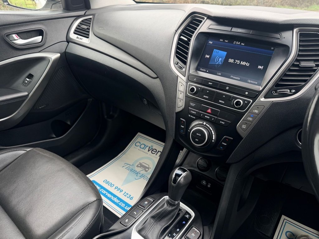 USED 2016 65 HYUNDAI SANTA FE 2.2 CRDi Blue Drive Premium SE SUV 5dr Diesel Auto 4WD Euro 6 (s/s) (7 Seat) (200ps) 5 Services|Roof|Camera|SatNav|R.F Sensors|Heated & Cold Seats|