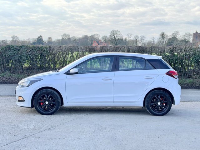 2016 Hyundai I20 1.2L Se 5dr - Photo 9