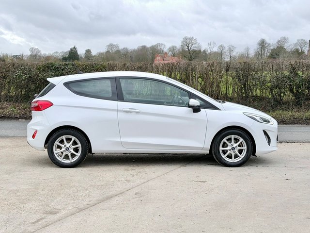 2019 Ford Fiesta 1.1L Zetec 3dr - Photo 7