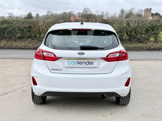2019 Ford Fiesta 1.1L Zetec 3dr - Photo 10